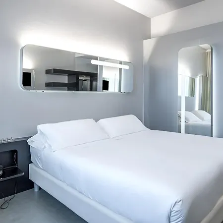 San Ranieri - Meetings & Pool Otel