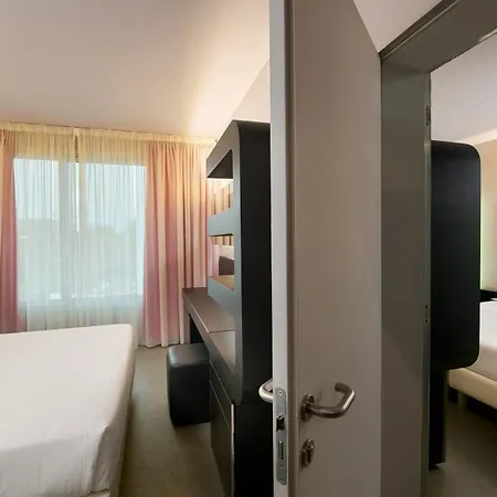 San Ranieri - Meetings & Pool Otel Pisa